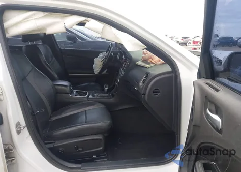 2015 Dodge Charger Sxt z USA, uszkodzony, nr VIN 2C3CDXHG0FH759851